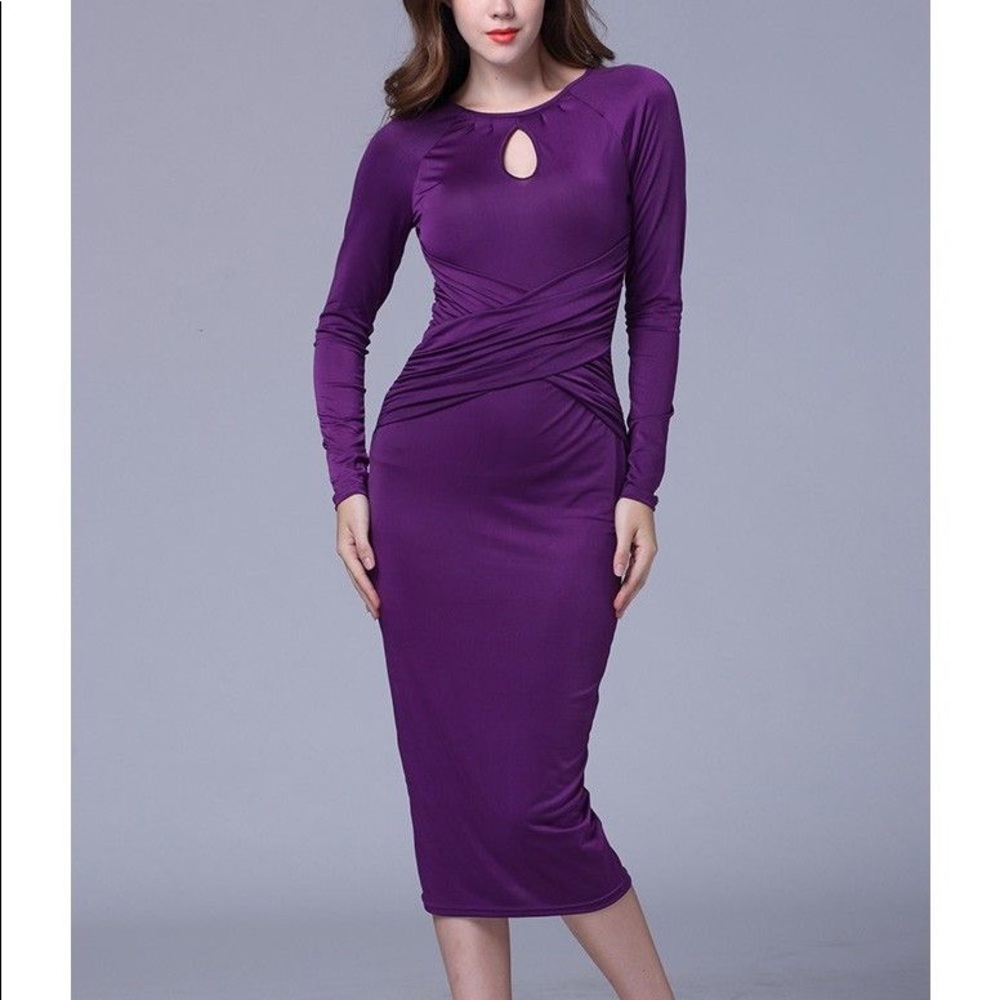 🌺SALE!🌺 Bodycon Keyhole Long Sleeve Midi Dress
